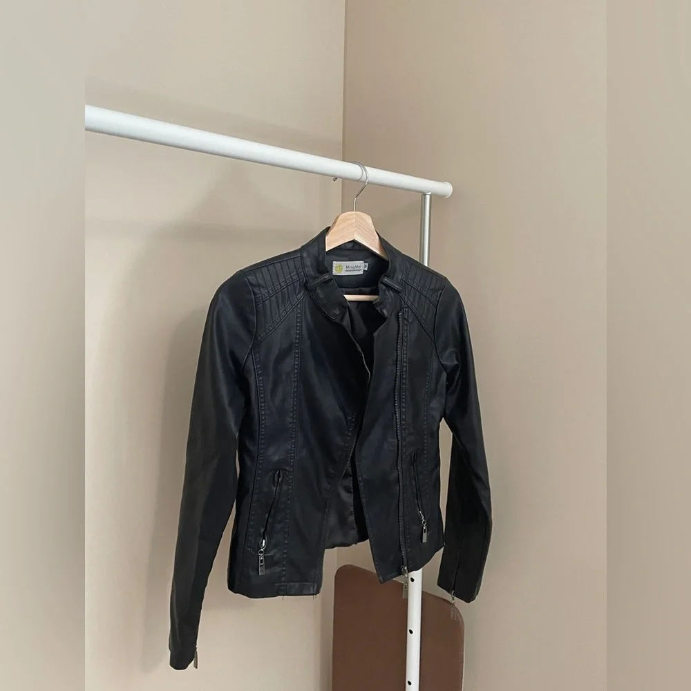 leather jacket - Picture 1 of 1
